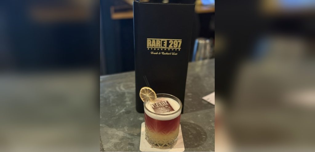 banner blur fill 1200x580